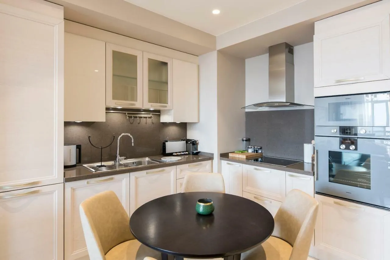 Ist Flats Serviced Apartments-Emaar Sq Istanbul 2*,