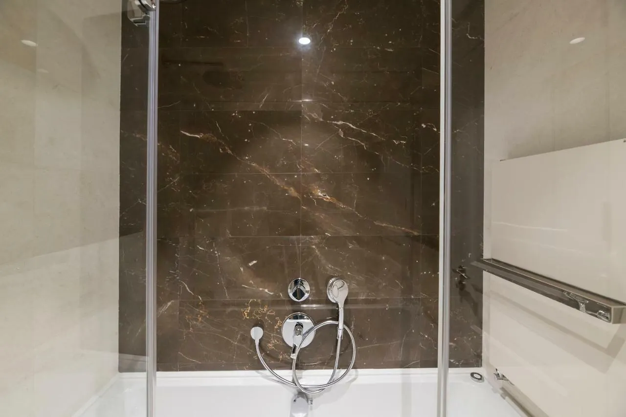 Ist Flats Serviced Apartments-Emaar Sq Istanbul Aparthotel